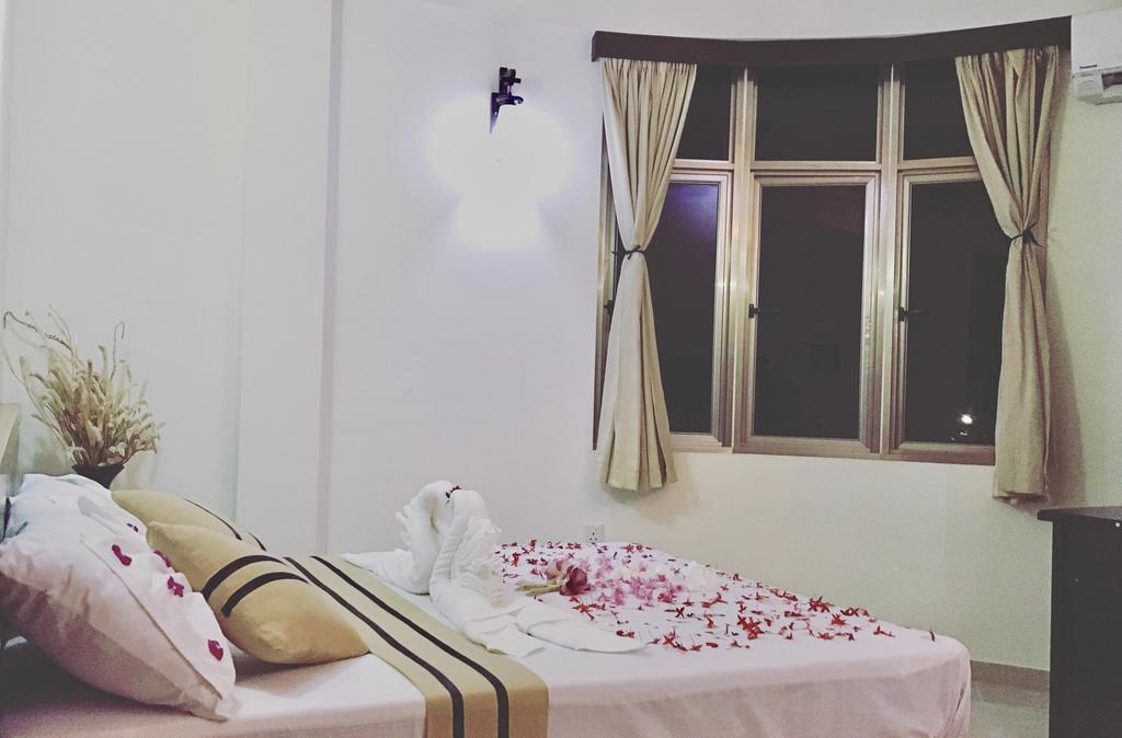 Smera Grand Maamigili Island Екстер'єр фото