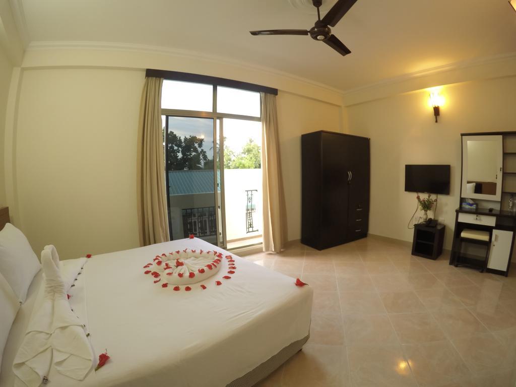 Smera Grand Maamigili Island Екстер'єр фото