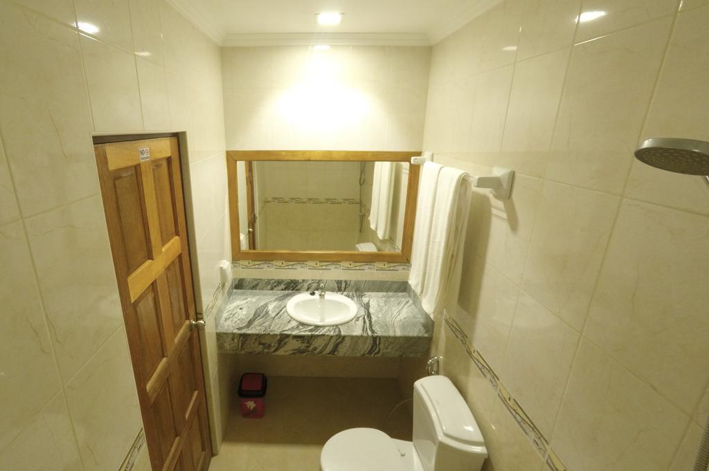 Smera Grand Maamigili Island Екстер'єр фото