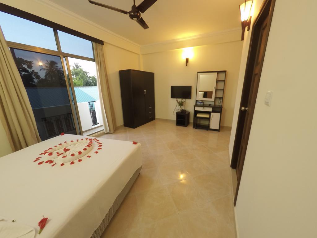 Smera Grand Maamigili Island Екстер'єр фото
